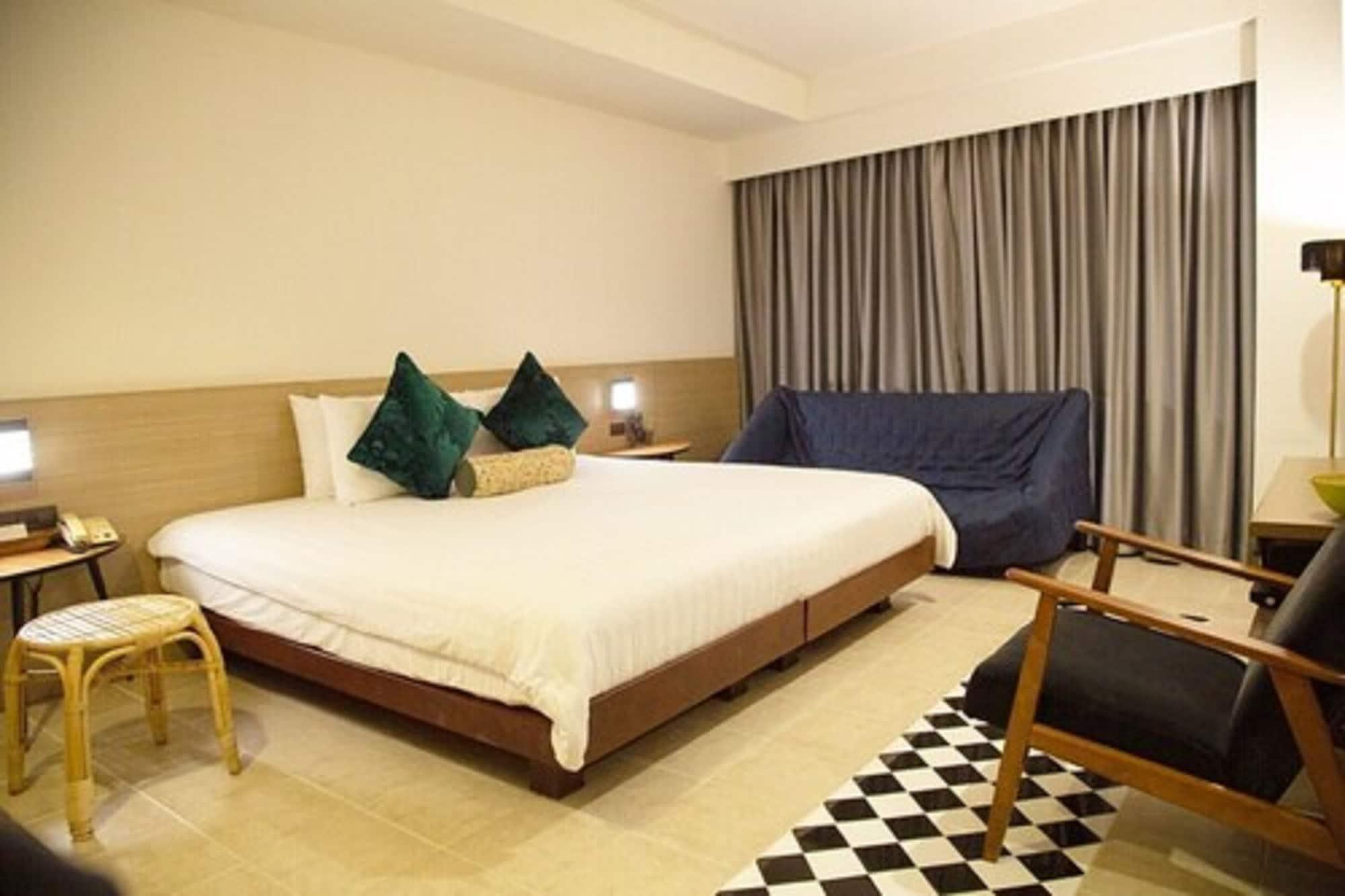 Baboona Beachfront Living Pattaya Buitenkant foto