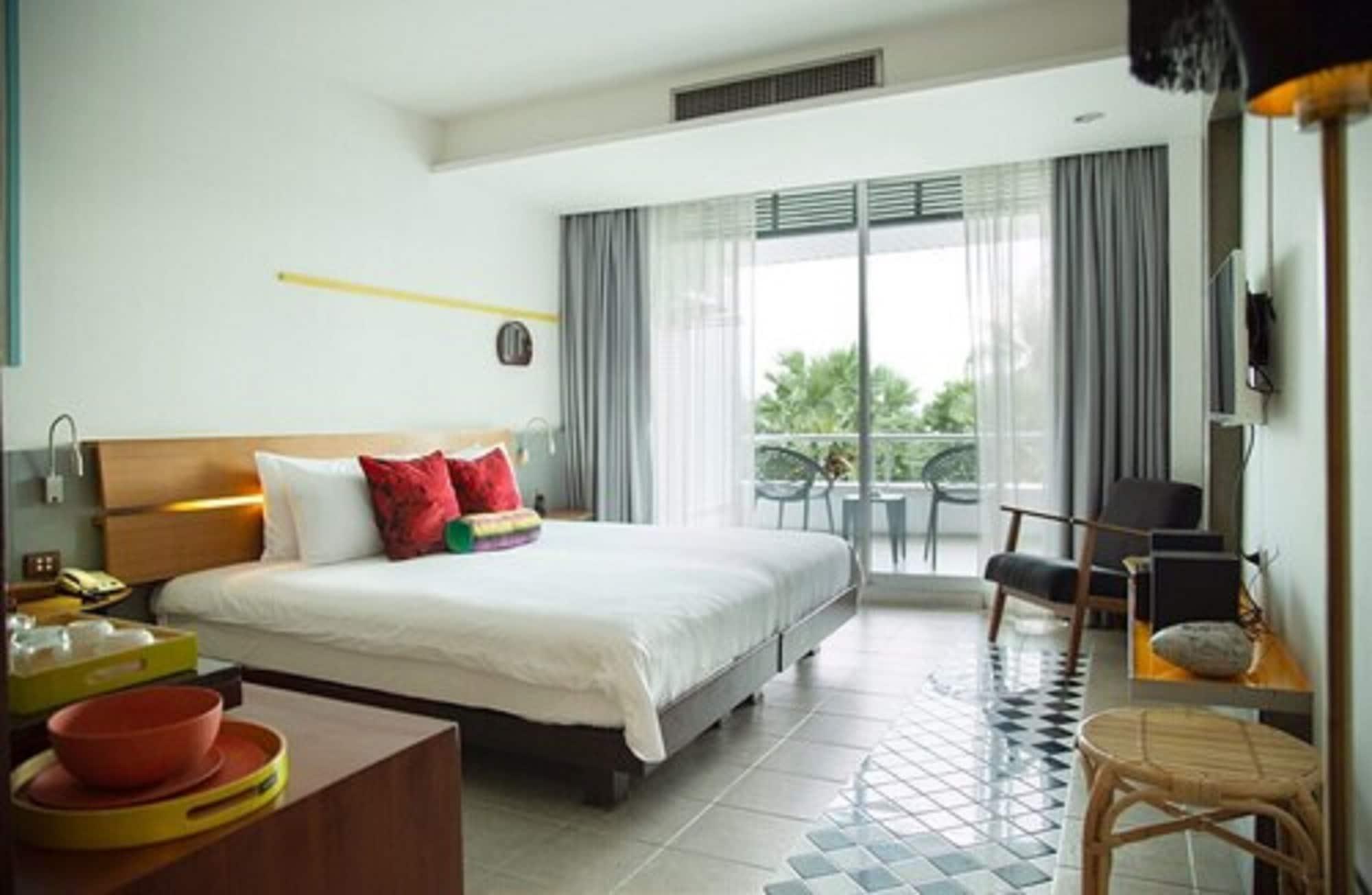Baboona Beachfront Living Pattaya Buitenkant foto